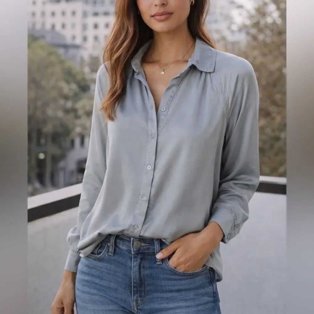 Bella Dahl Gray Button Front Blouse Medium Long Sleeve Soft Viscose Shirt